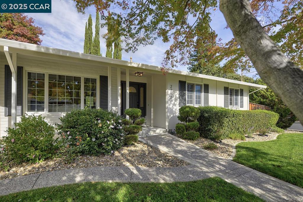 NORTH GATE - Residential