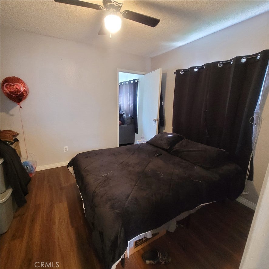 9017 S Budlong