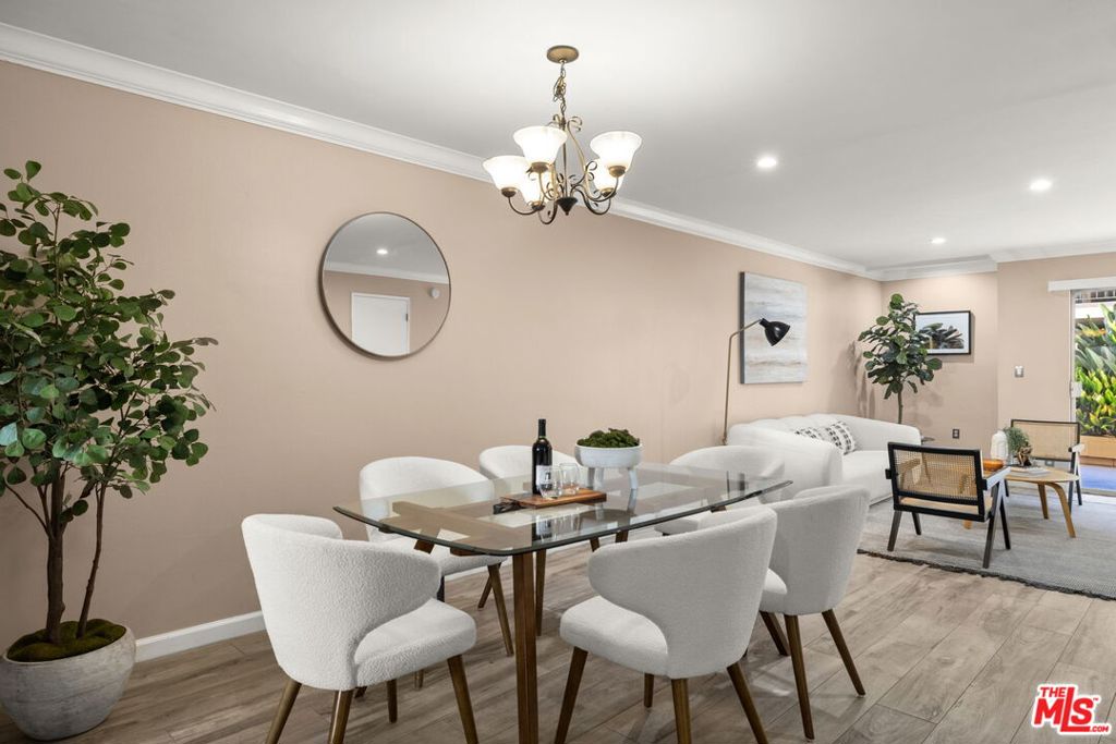 Fox Hills - Residential