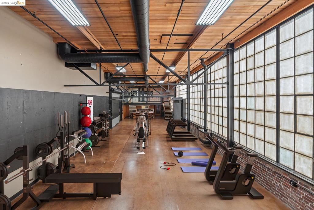 EMERYVILLE - Residential