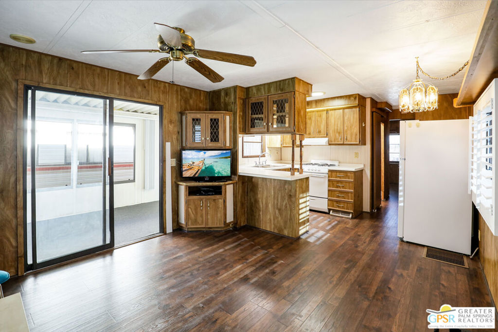Sungate - Residential Lease