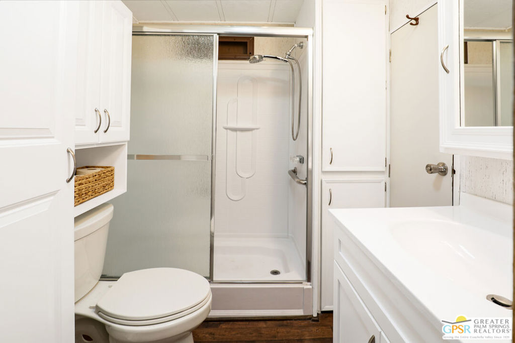 Sungate - Residential Lease