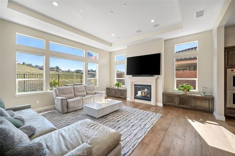 Tiny photo for 981 Trail View Pl, Nipomo, CA 93444 (MLS # PI26000963)