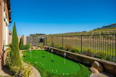 Tiny photo for 981 Trail View Pl, Nipomo, CA 93444 (MLS # PI26000963)