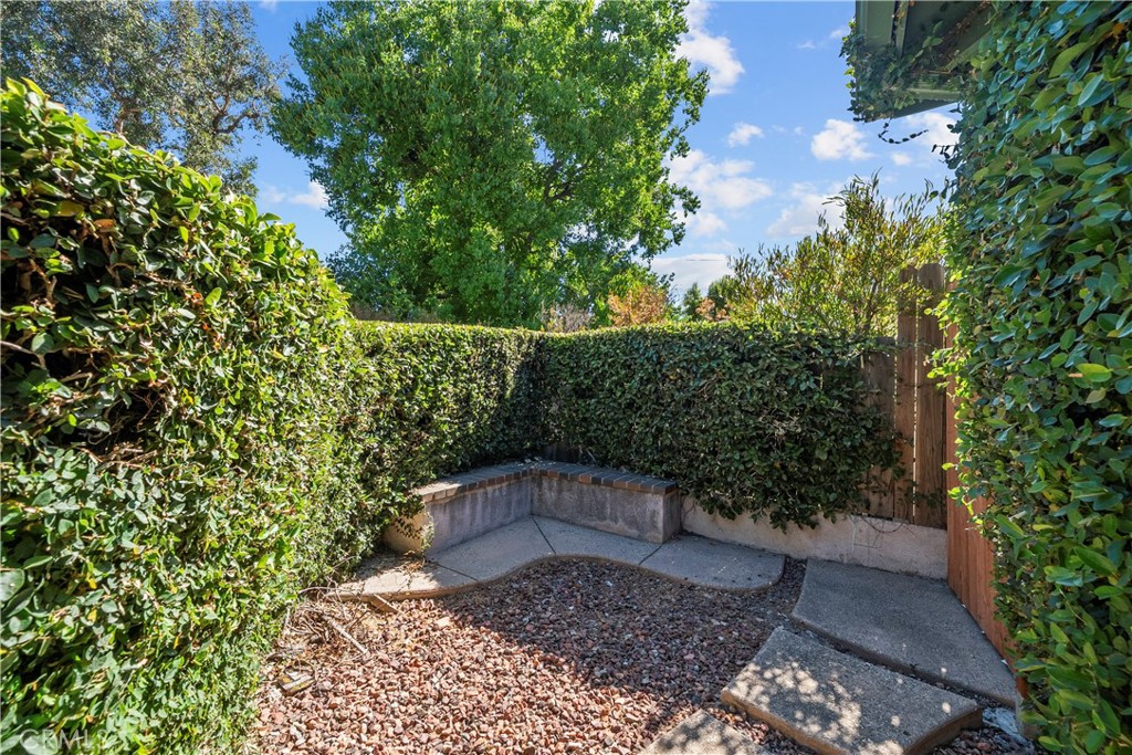 Properties 4 22232 Buena Ventura St
