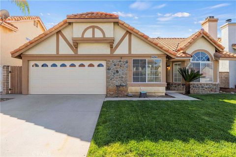 Photo of 20426 Ermine St, Canyon Country, CA 91351 (MLS # SR26068131)