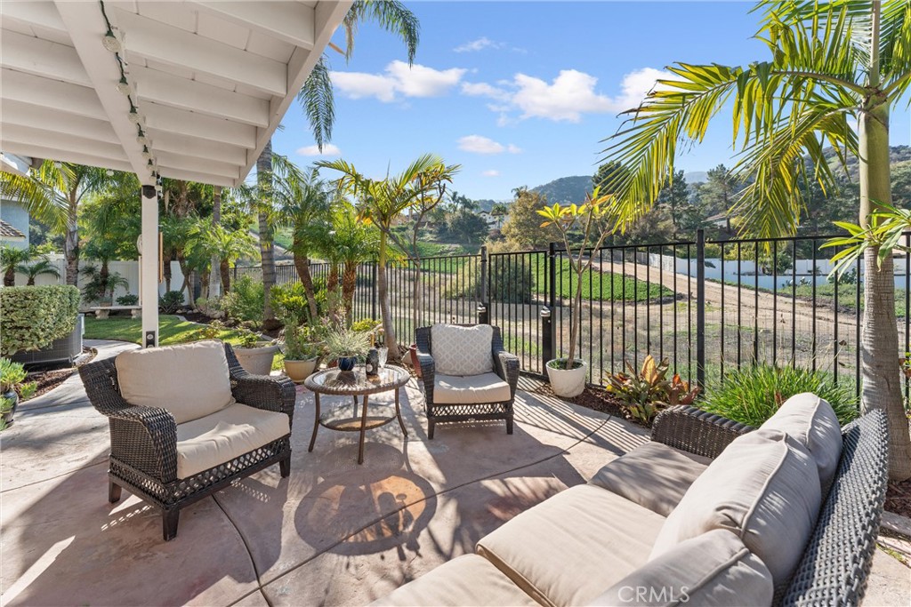 3480 Mountainside Circle