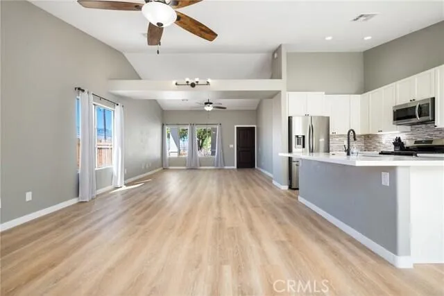 Desert Hot Springs, California 92240, United States, 4 Bedrooms Bedrooms, ,2 BathroomsBathrooms,Residential,Active,257687