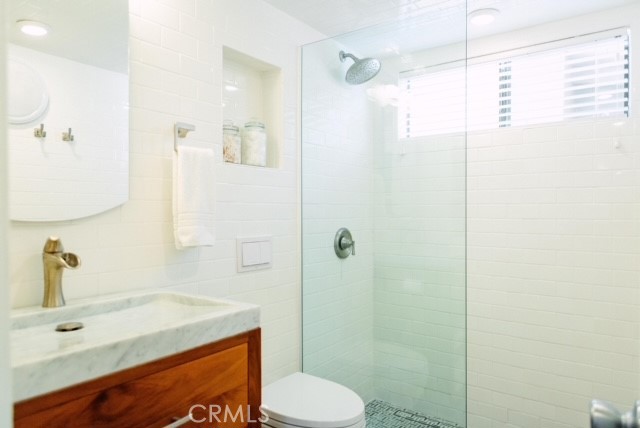 Corona del Mar North of PCH (CNHW) - Residential Lease