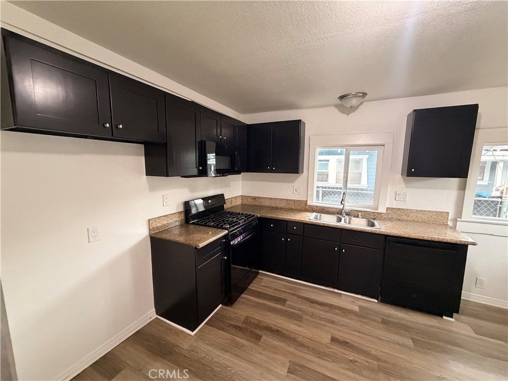 3415 Mont Clair