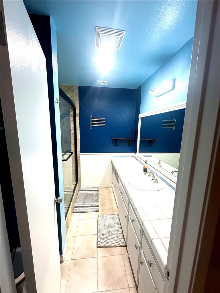 8087 Worthy Drive