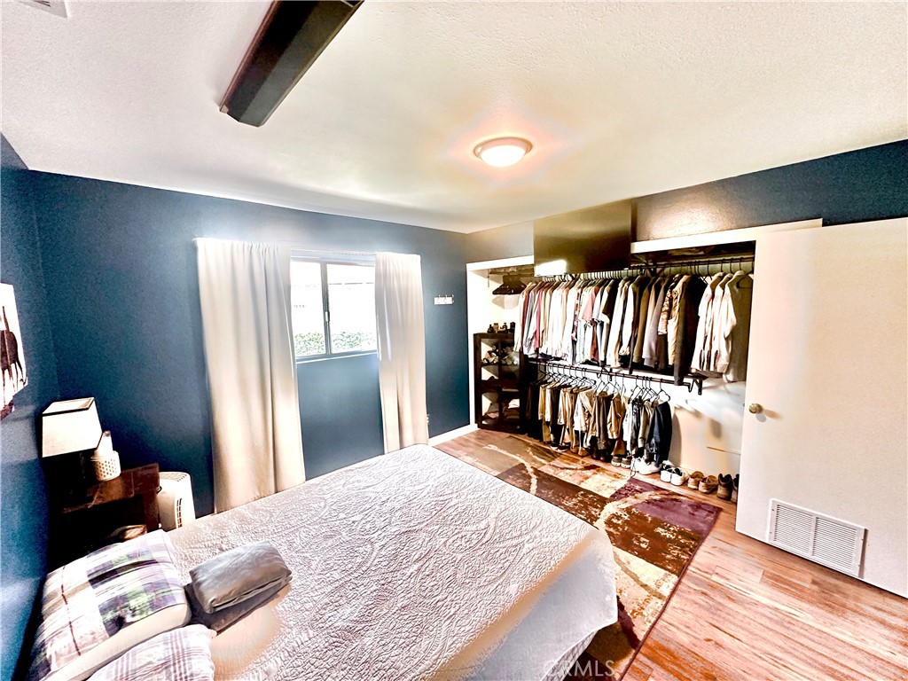8087 Worthy Drive