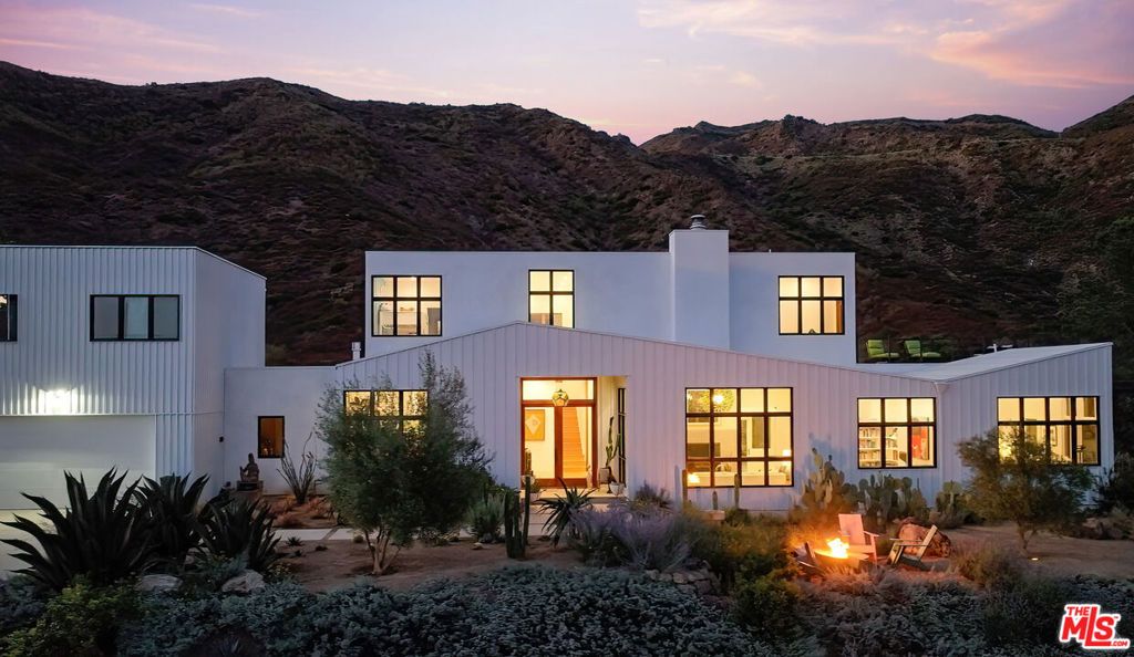 Photo of 34067 Mulholland Highway, Malibu, CA 90265 (MLS # 25609939)