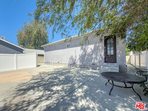 Photo of 15447 Septo Street, San Fernando, CA 91345 (MLS # 26827969)