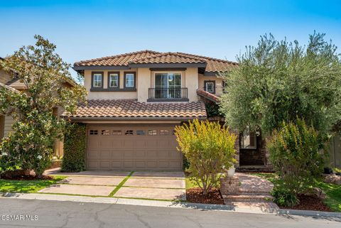 Photo of 3178 Clarita Court, Thousand Oaks, CA 91362 (MLS # 226002455)