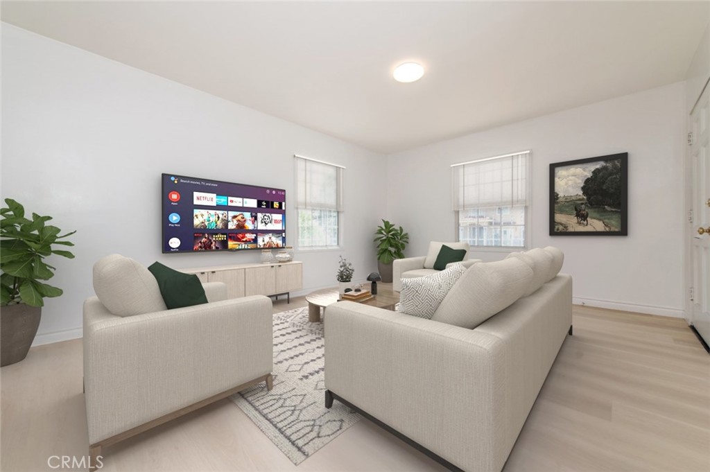 525 W Markland Drive