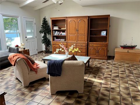 5827 Corbin Avenue Tarzana CA 91356