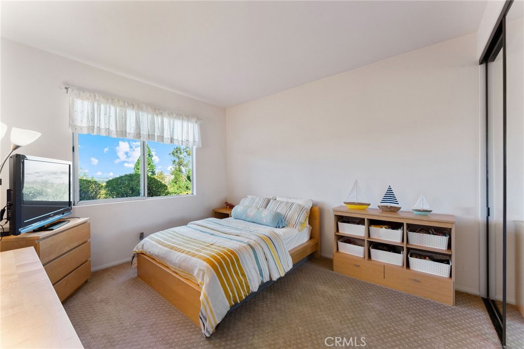 Crest - Akins (CA) - Residential