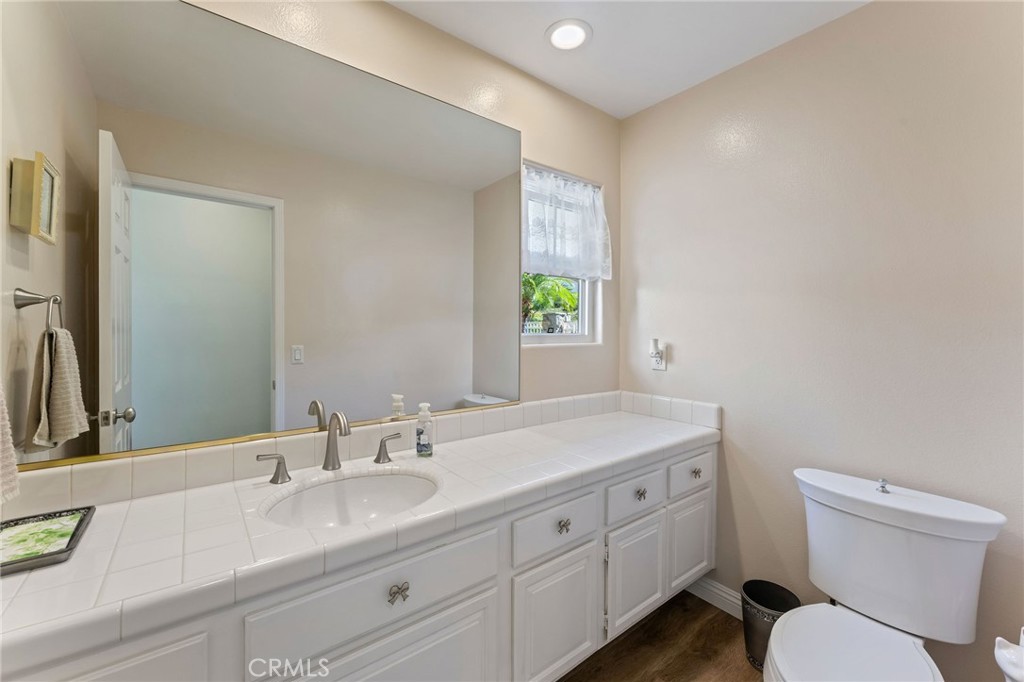 Crest - Akins (CA) - Residential