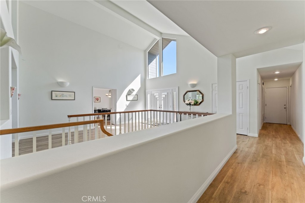 Crest - Akins (CA) - Residential
