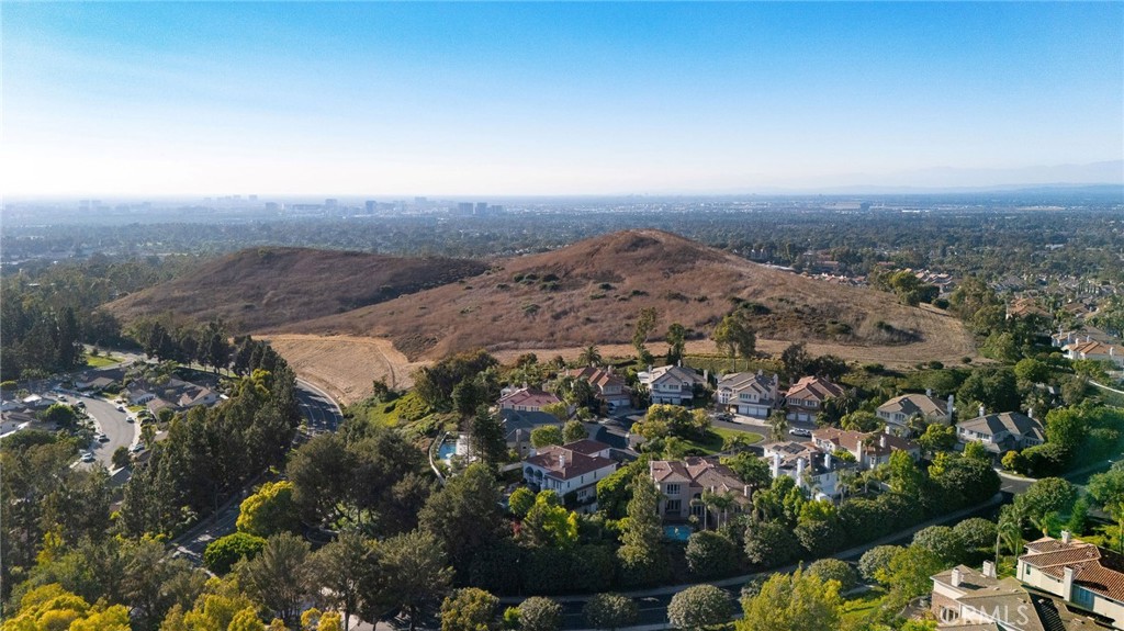 Crest - Akins (CA) - Residential
