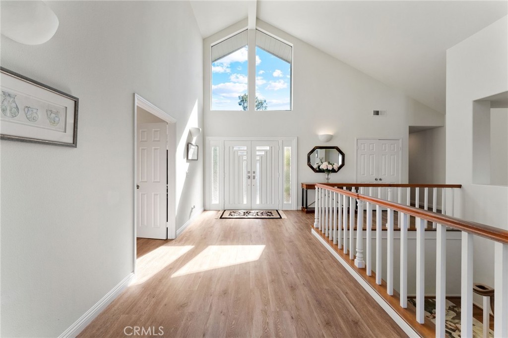 Crest - Akins (CA) - Residential
