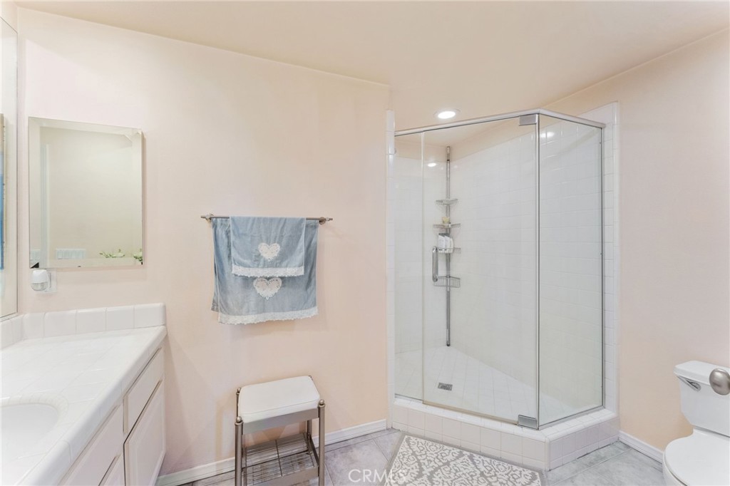 Crest - Akins (CA) - Residential