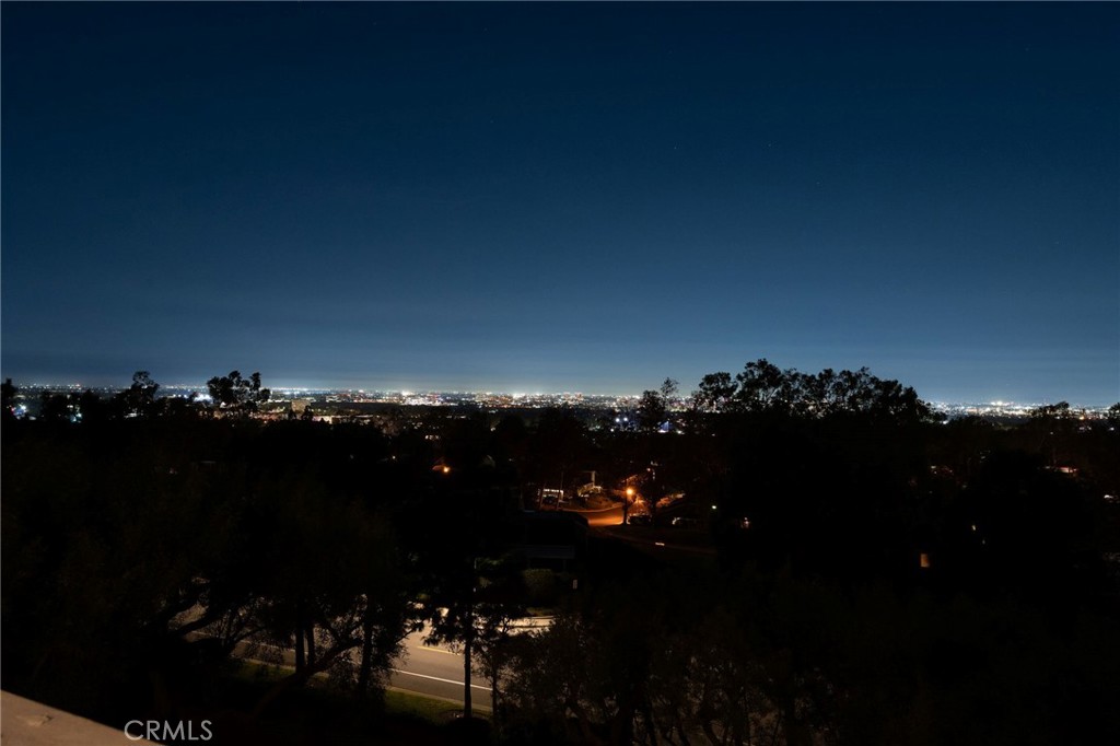 Crest - Akins (CA) - Residential
