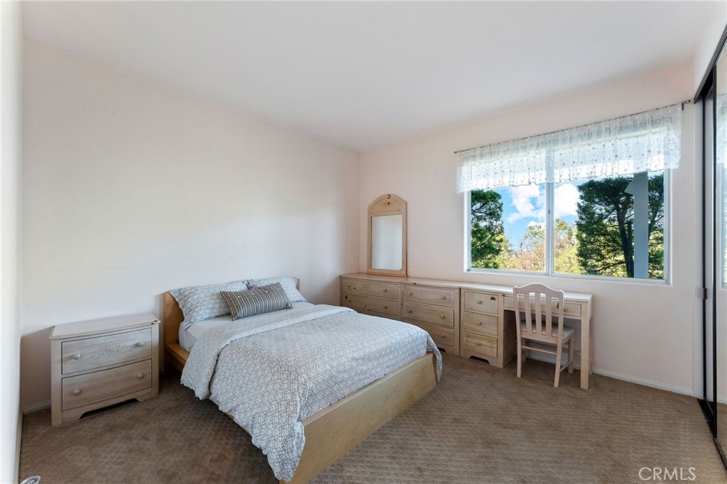Crest - Akins (CA) - Residential