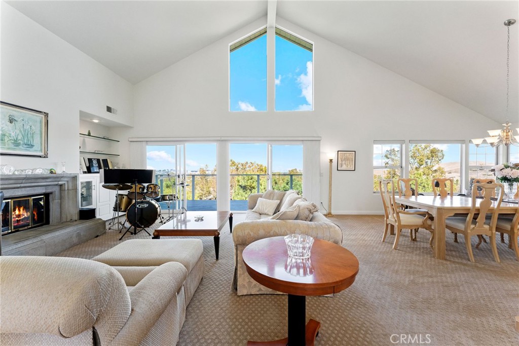 Crest - Akins (CA) - Residential