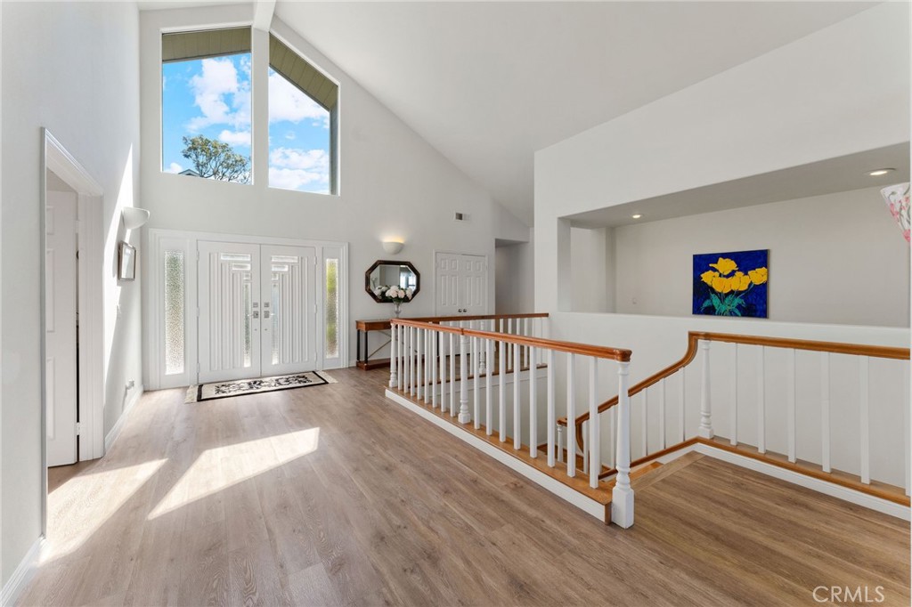 Crest - Akins (CA) - Residential