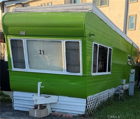 Photo of 13713 S Vermont Avenue, Gardena, CA 90247 (MLS # PW26018872)