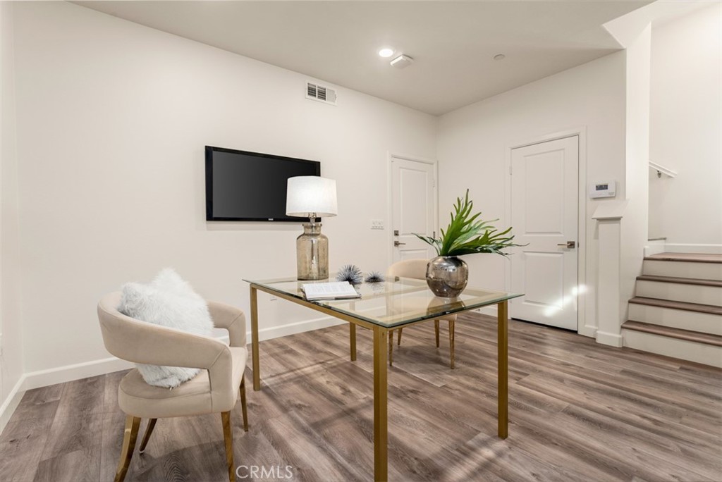 4317 Canyon Coral