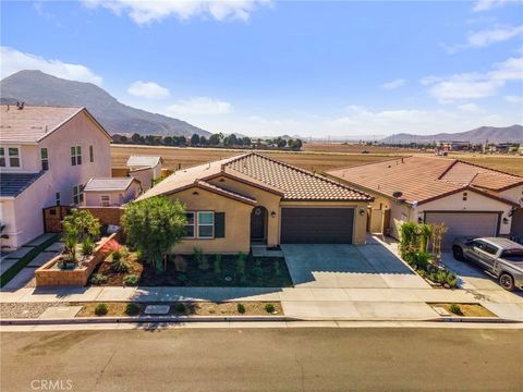 Photo of 26076 Ranch House Rd, Homeland, CA 92548 (MLS # CV25249229)