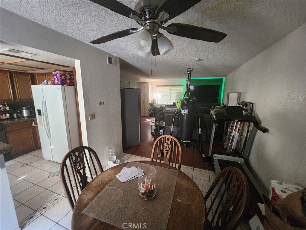 1322 W Avenue J4