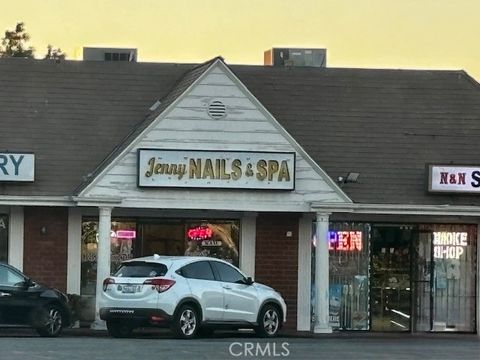 Photo of 1470 E Highland Ave #E, San Bernardino, CA 92404 (MLS # IG26019266)