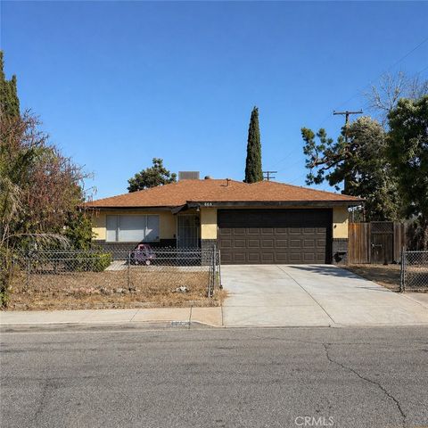 Photo of 802 E Main Street, San Jacinto, CA 92583 (MLS # SW26090275)