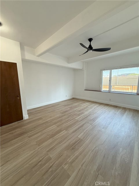 Photo of 140 Linden Avenue #288, Long Beach, CA 90802 (MLS # OC25236098)
