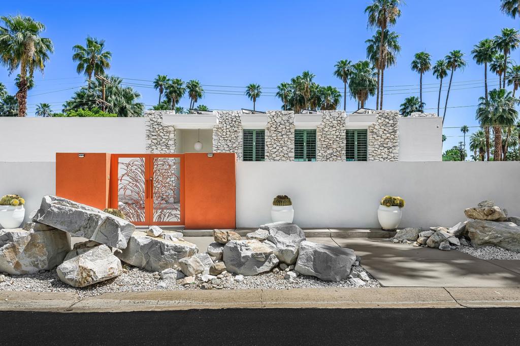 1190 S Calle De Maria