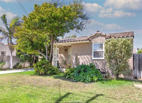 622 622 Center Street Costa Mesa CA 92627