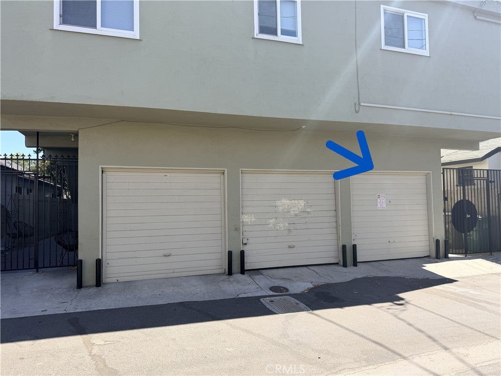 1311 E 1st 12