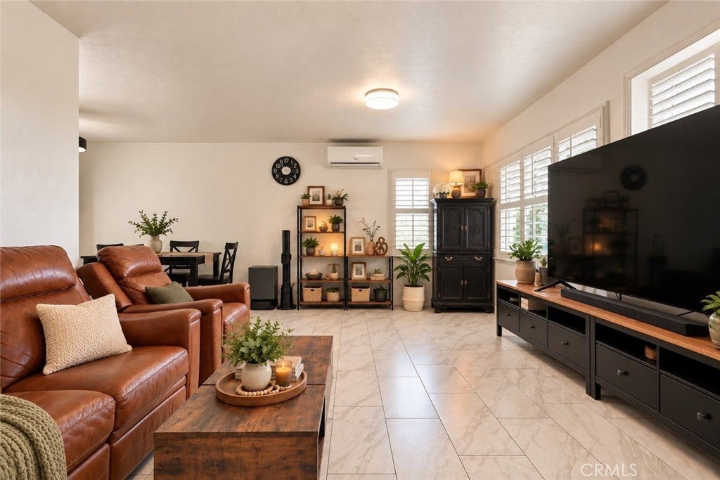 620 W Gaillard