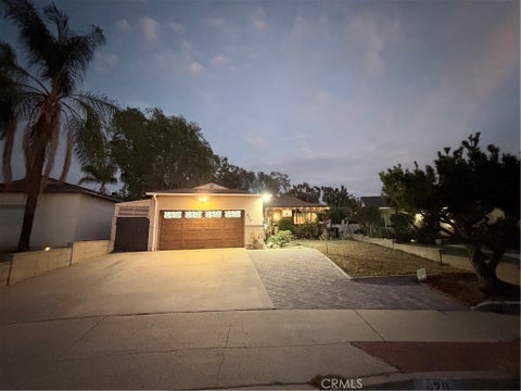Photo of 620 W Gaillard ST, Glendora, CA 91740 (MLS # WS26224257)
