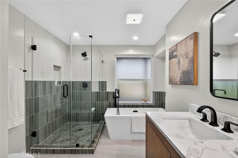 Tiny photo for 221 Via Los Miradores, Redondo Beach, CA 90277 (MLS # SB25235303)