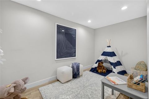 Tiny photo for 221 Via Los Miradores, Redondo Beach, CA 90277 (MLS # SB25235303)