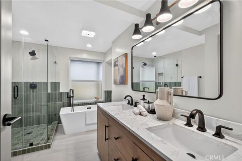 Tiny photo for 221 Via Los Miradores, Redondo Beach, CA 90277 (MLS # SB25235303)