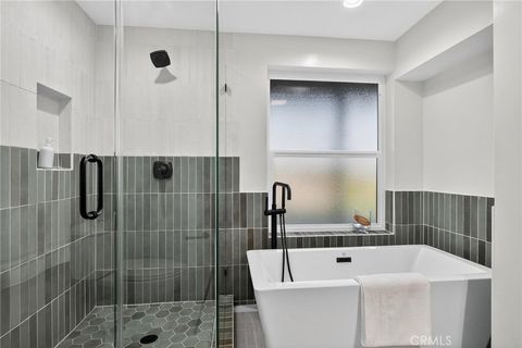 Tiny photo for 221 Via Los Miradores, Redondo Beach, CA 90277 (MLS # SB25235303)