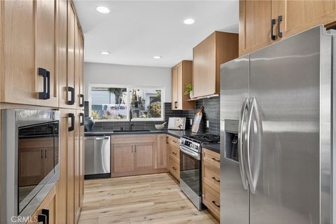 Tiny photo for 221 Via Los Miradores, Redondo Beach, CA 90277 (MLS # SB25235303)