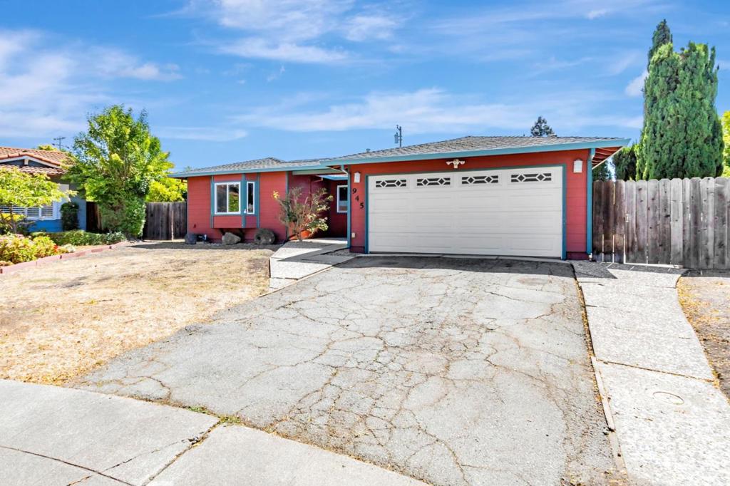 945 San Ramon Court