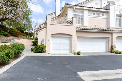 Photo of 215 Shorebreaker Drive Dr, Laguna Niguel, CA 92677 (MLS # OC26094617)